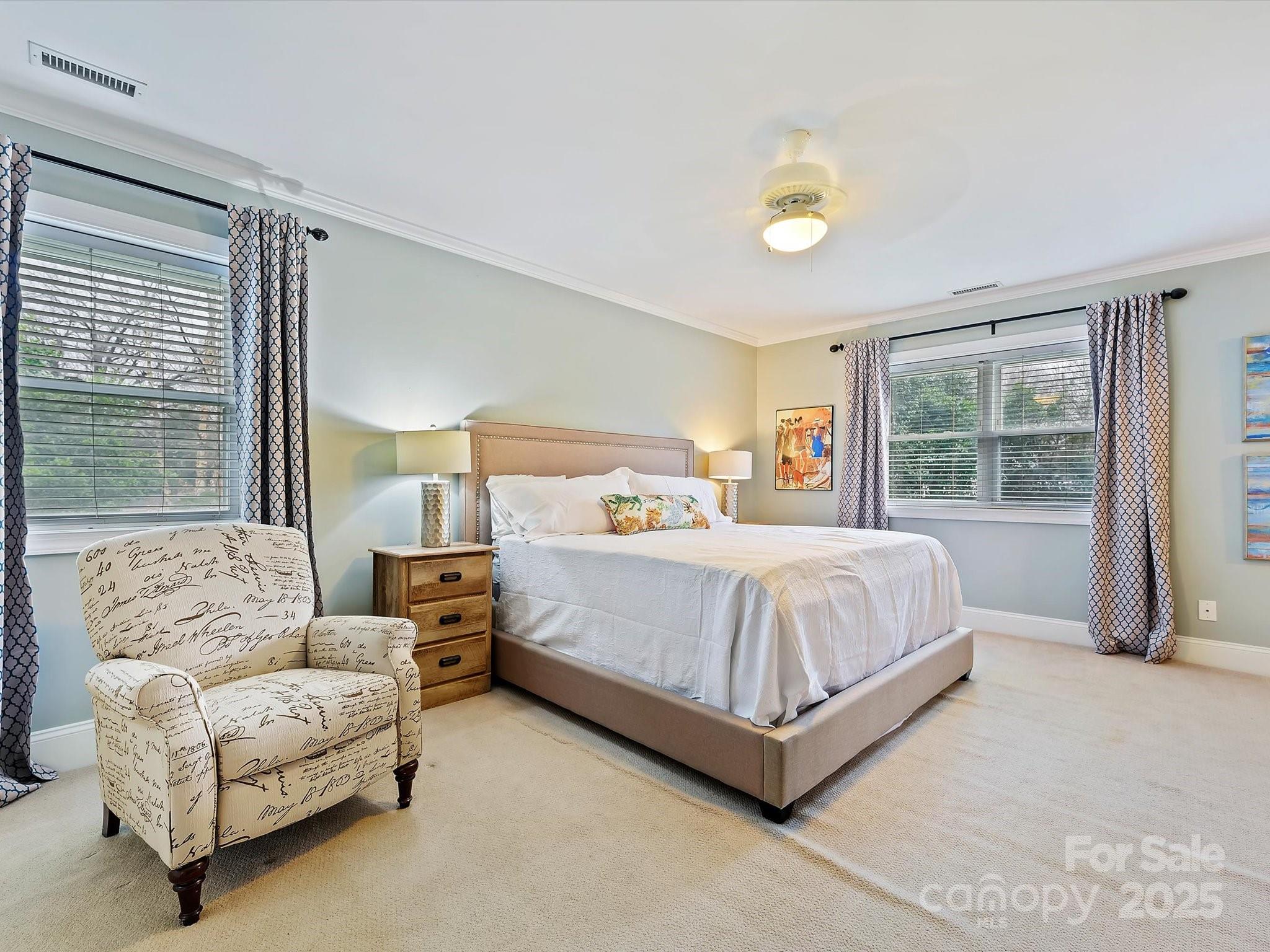 734 Poindexter Drive Charlotte NC 28209