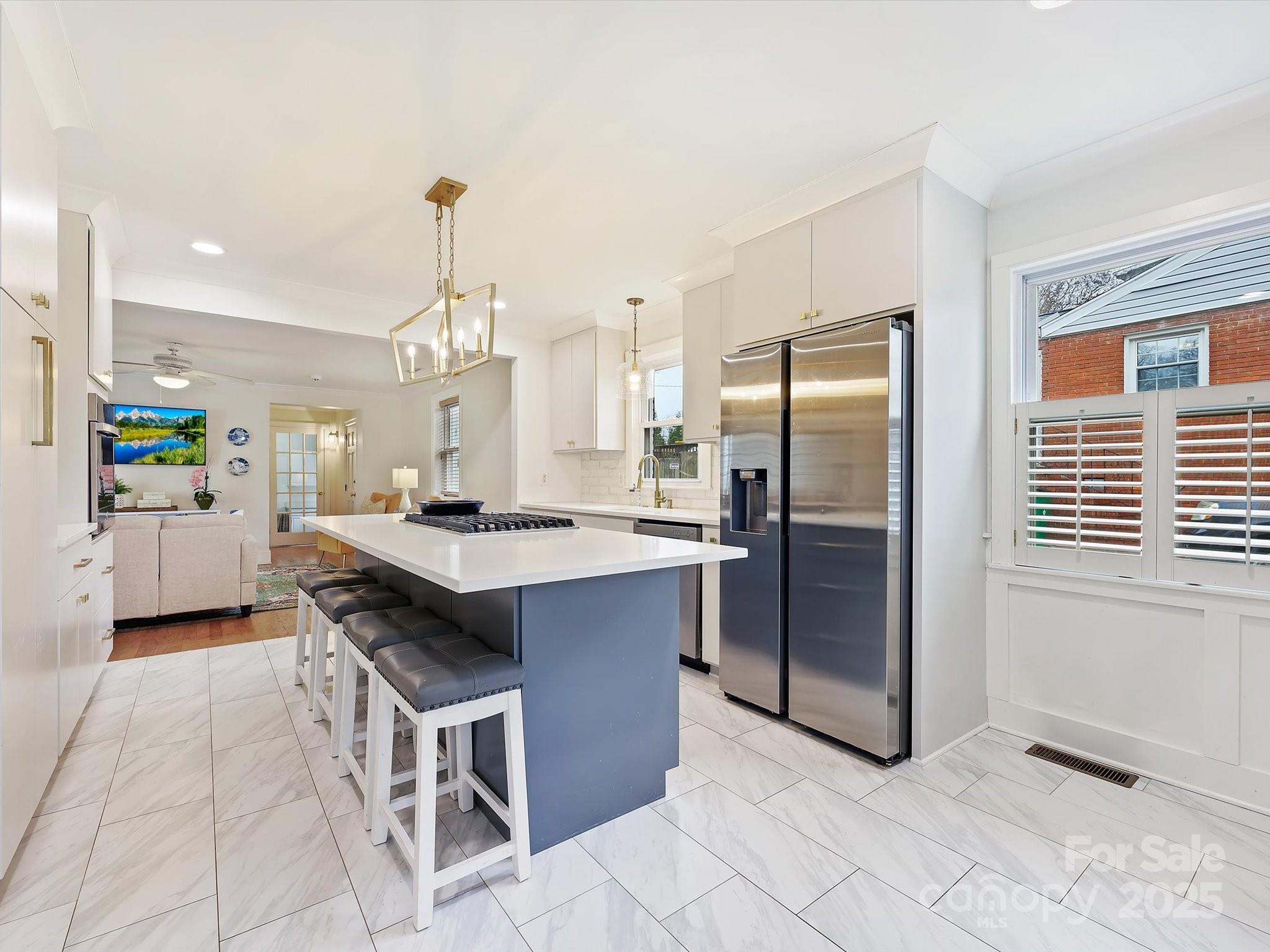 734 Poindexter Drive Charlotte NC 28209