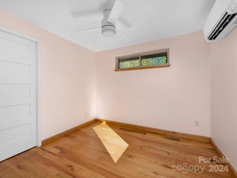9 Wellspring Lane Asheville NC 28806
