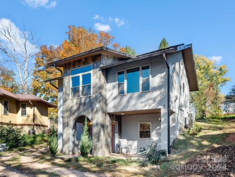 9 Wellspring Lane Asheville NC 28806