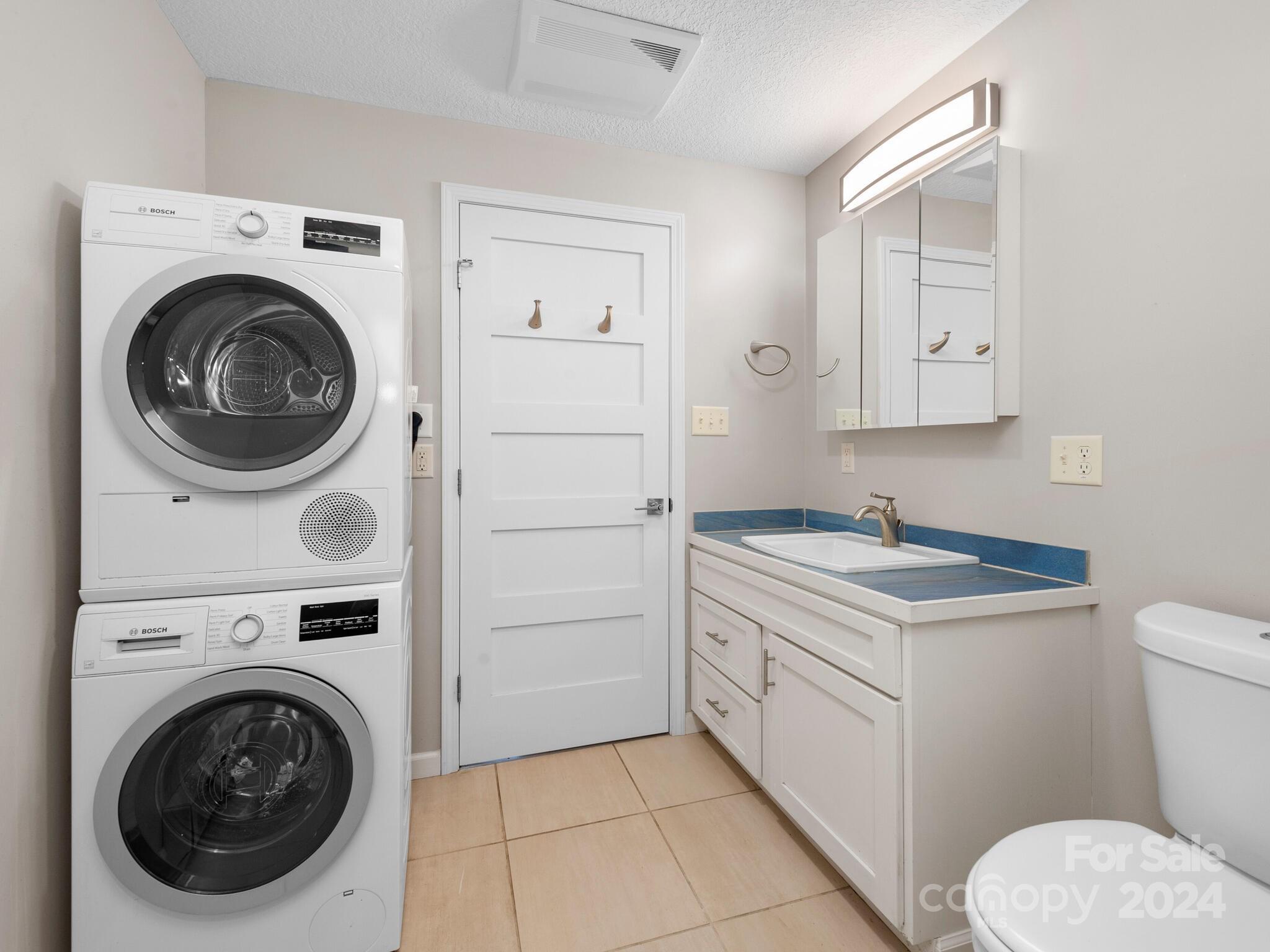 9 Wellspring Lane Asheville NC 28806