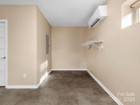 9 Wellspring Lane Asheville NC 28806