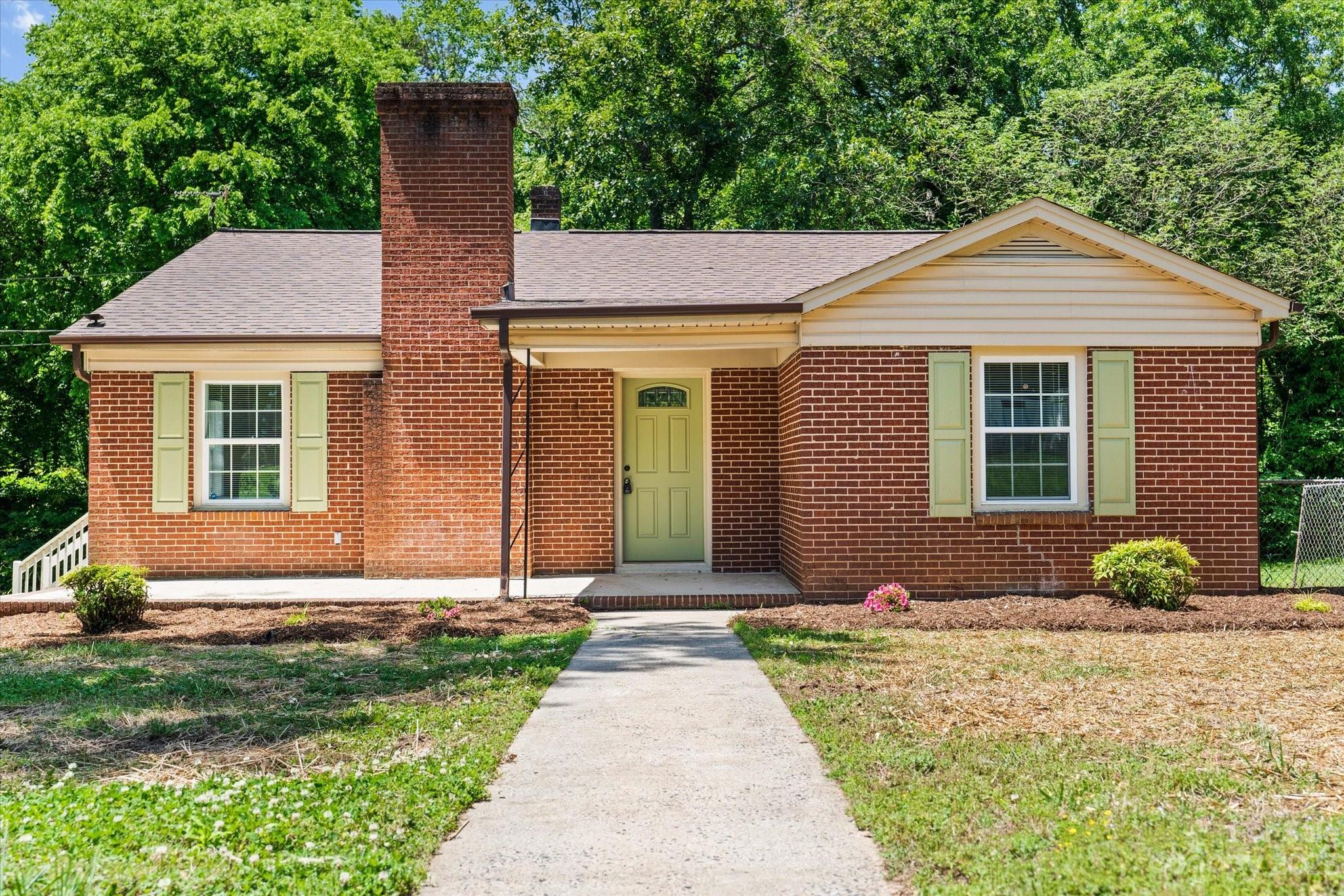 1907 27th Street Place NE Hickory NC 28601