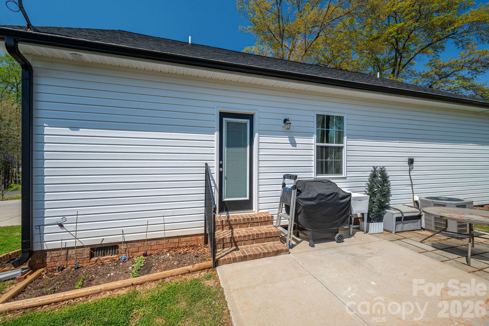 209 Wood Street Mount Holly NC 28120