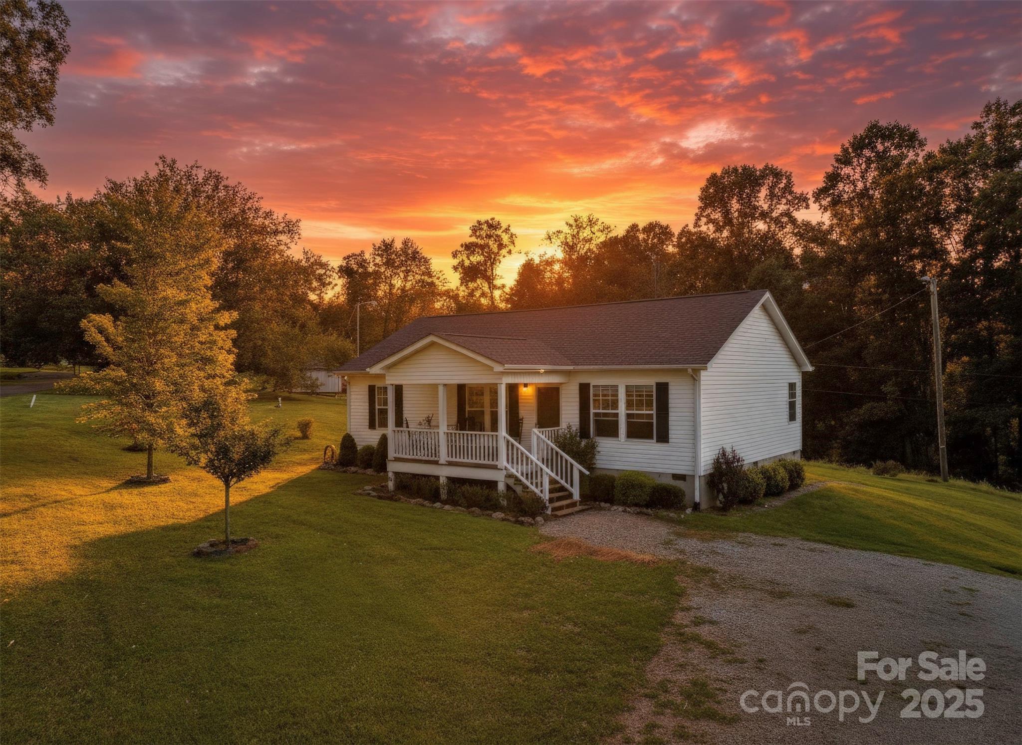 9 Sun Ridge Road Asheville NC 28806