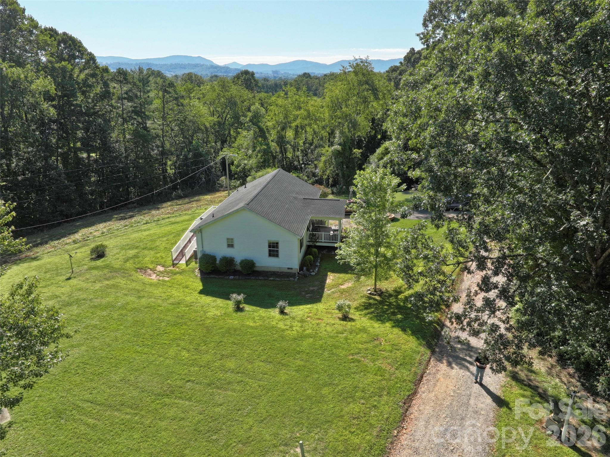 9 Sun Ridge Road Asheville NC 28806