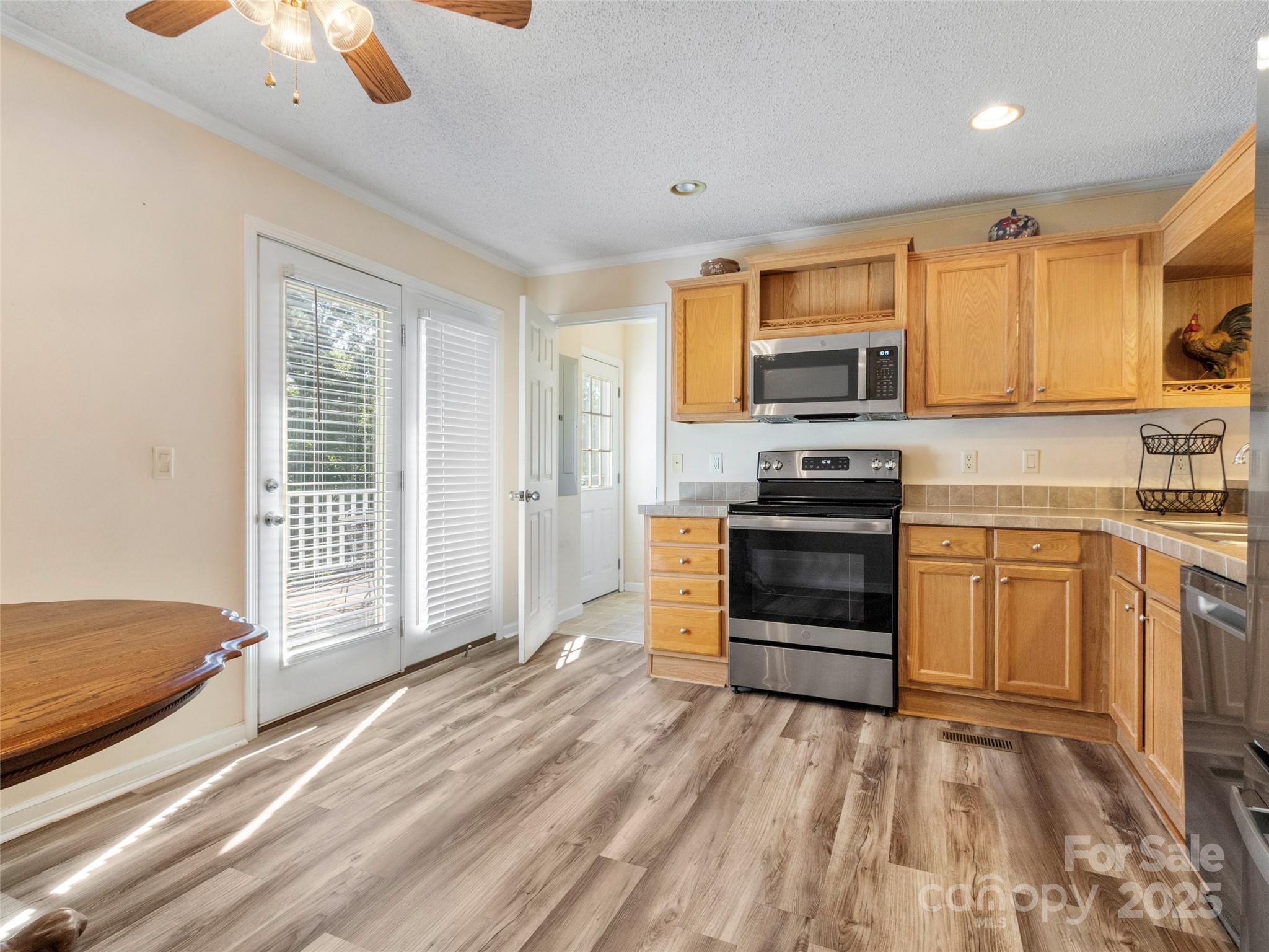 9 Sun Ridge Road Asheville NC 28806