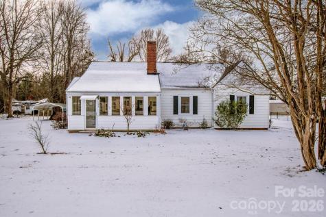 198 Center Street Cooleemee NC 27014