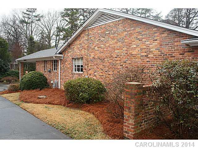 3734 Warrington Drive Charlotte NC 28211