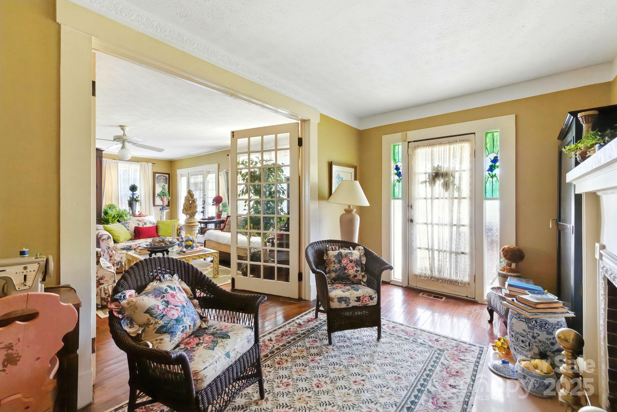 317 Courtland Boulevard Hendersonville NC 28791
