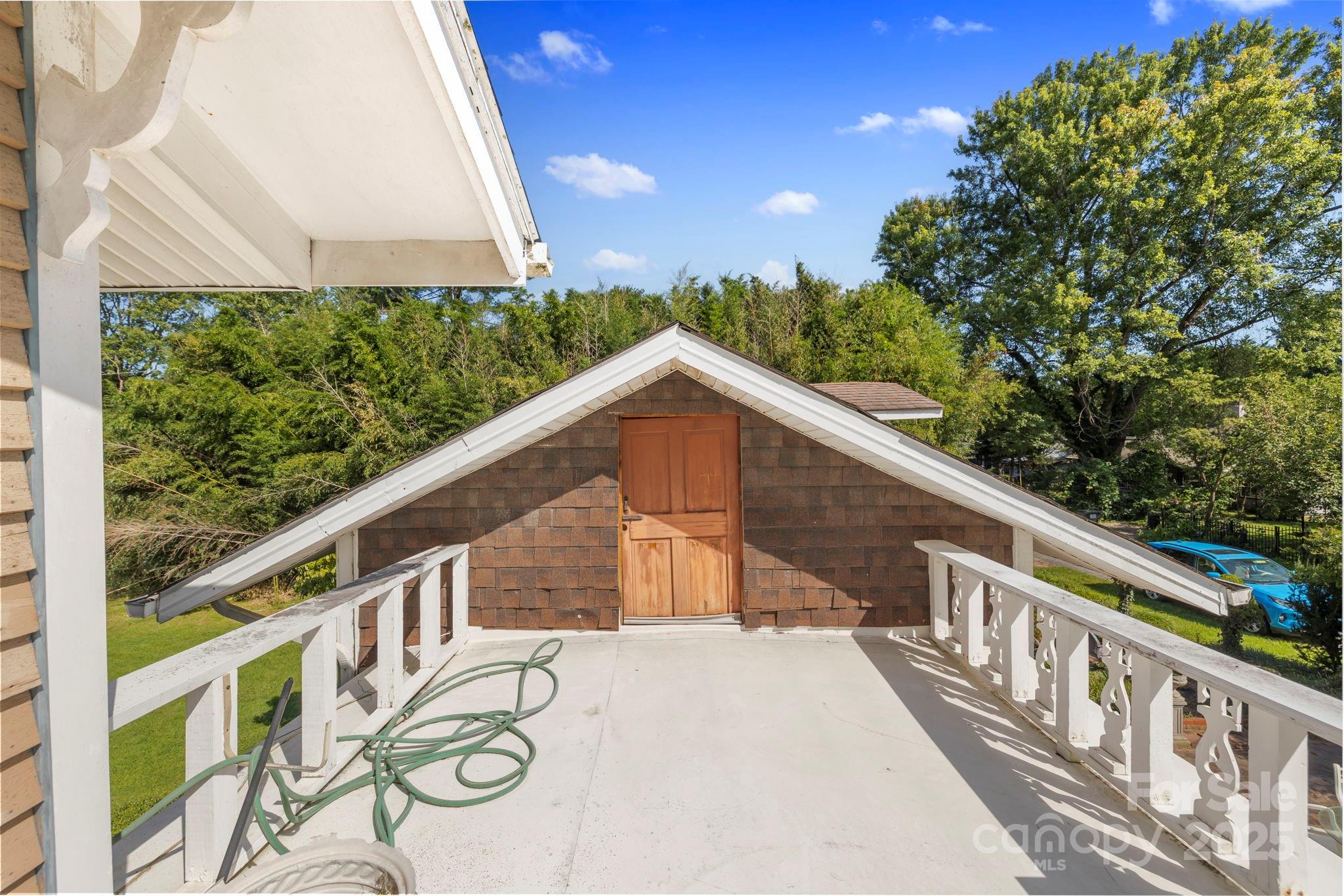 317 Courtland Boulevard Hendersonville NC 28791