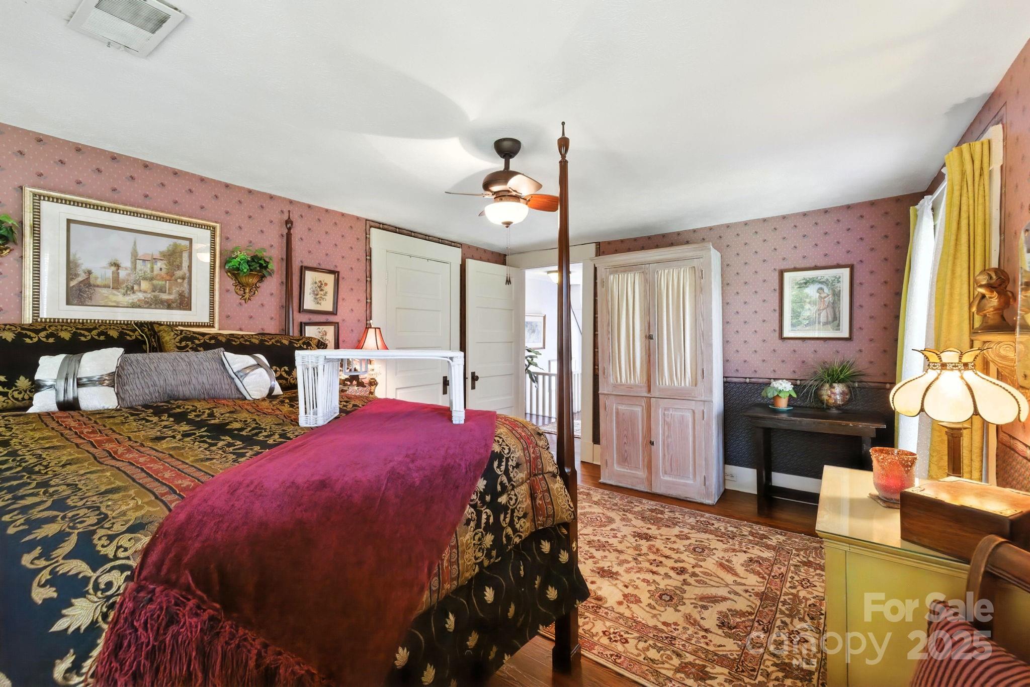 317 Courtland Boulevard Hendersonville NC 28791