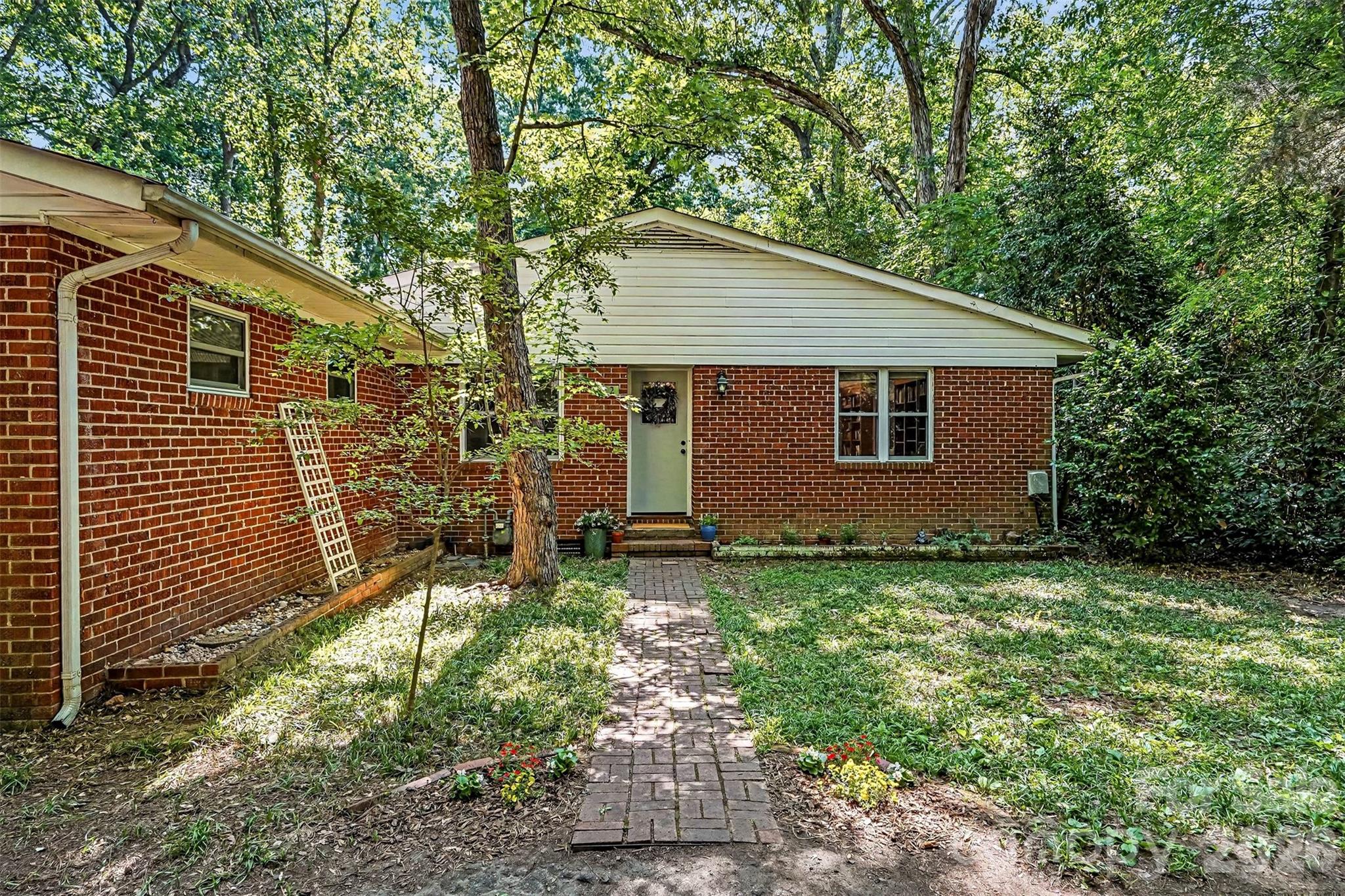 812 Saint Michaels Lane Gastonia NC 28052