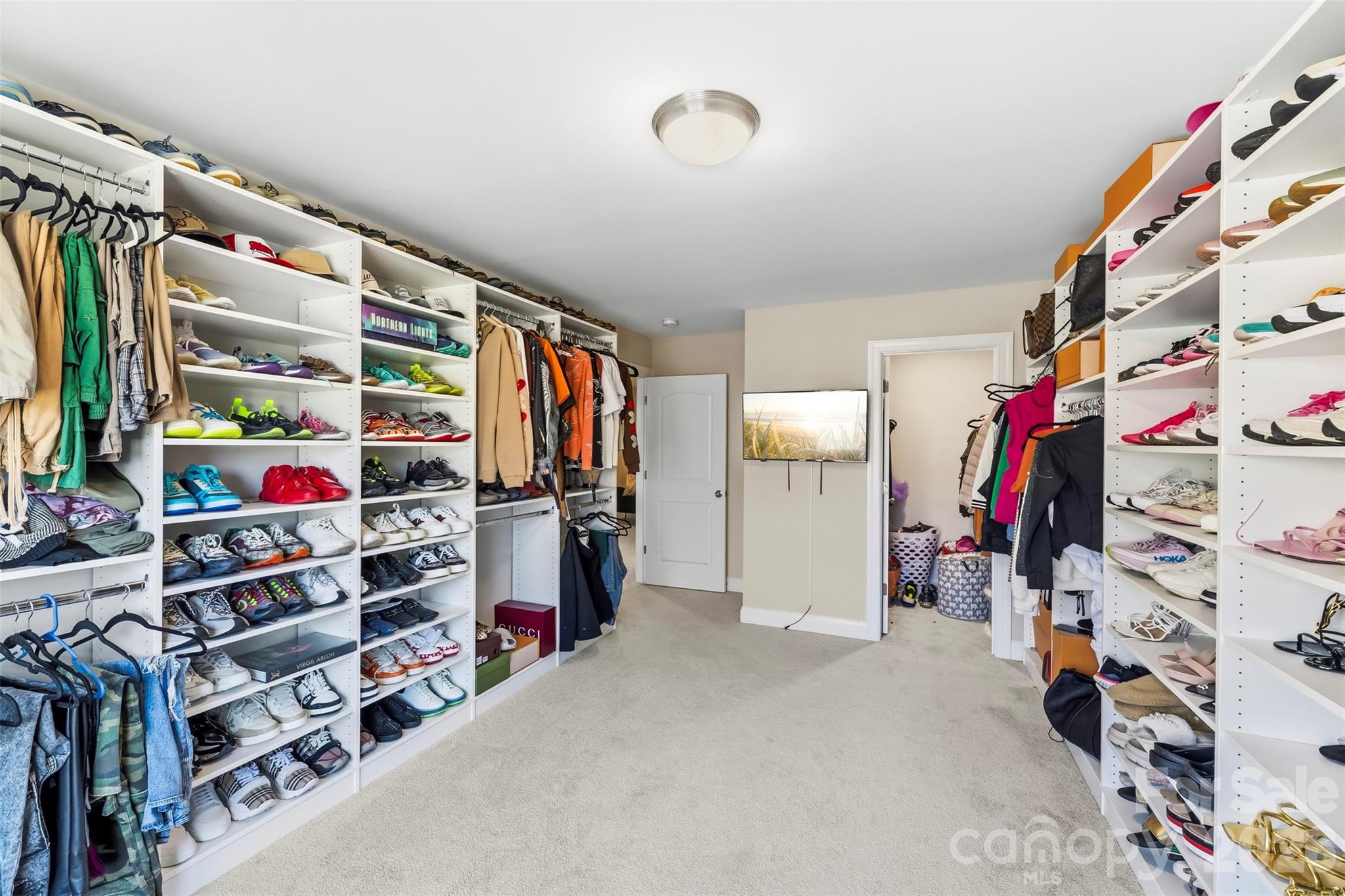 9527 Spurwig Court Charlotte NC 28278