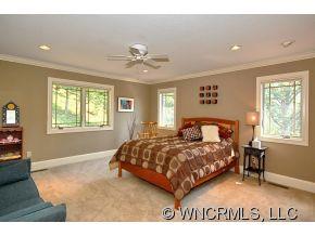 28 Garland Drive Asheville NC 28804