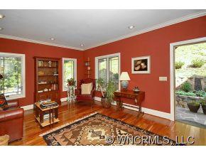 28 Garland Drive Asheville NC 28804