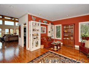 28 Garland Drive Asheville NC 28804