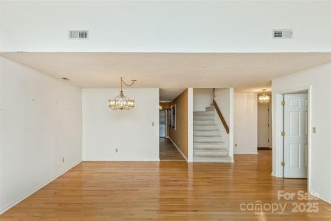 111 Cloverleaf Lane Asheville NC 28803