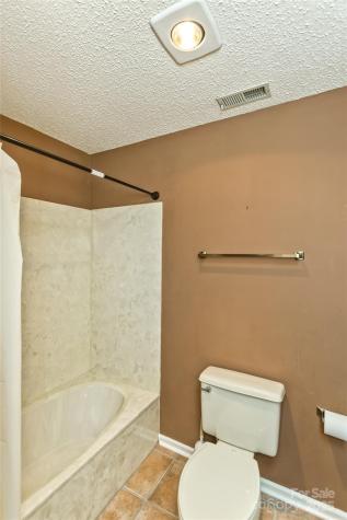 111 Cloverleaf Lane Asheville NC 28803