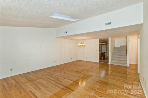 111 Cloverleaf Lane Asheville NC 28803