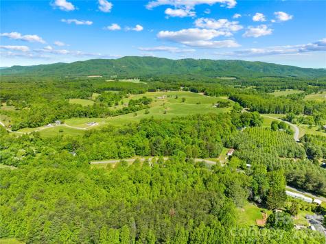 251 Center Lane Thurmond NC 28683
