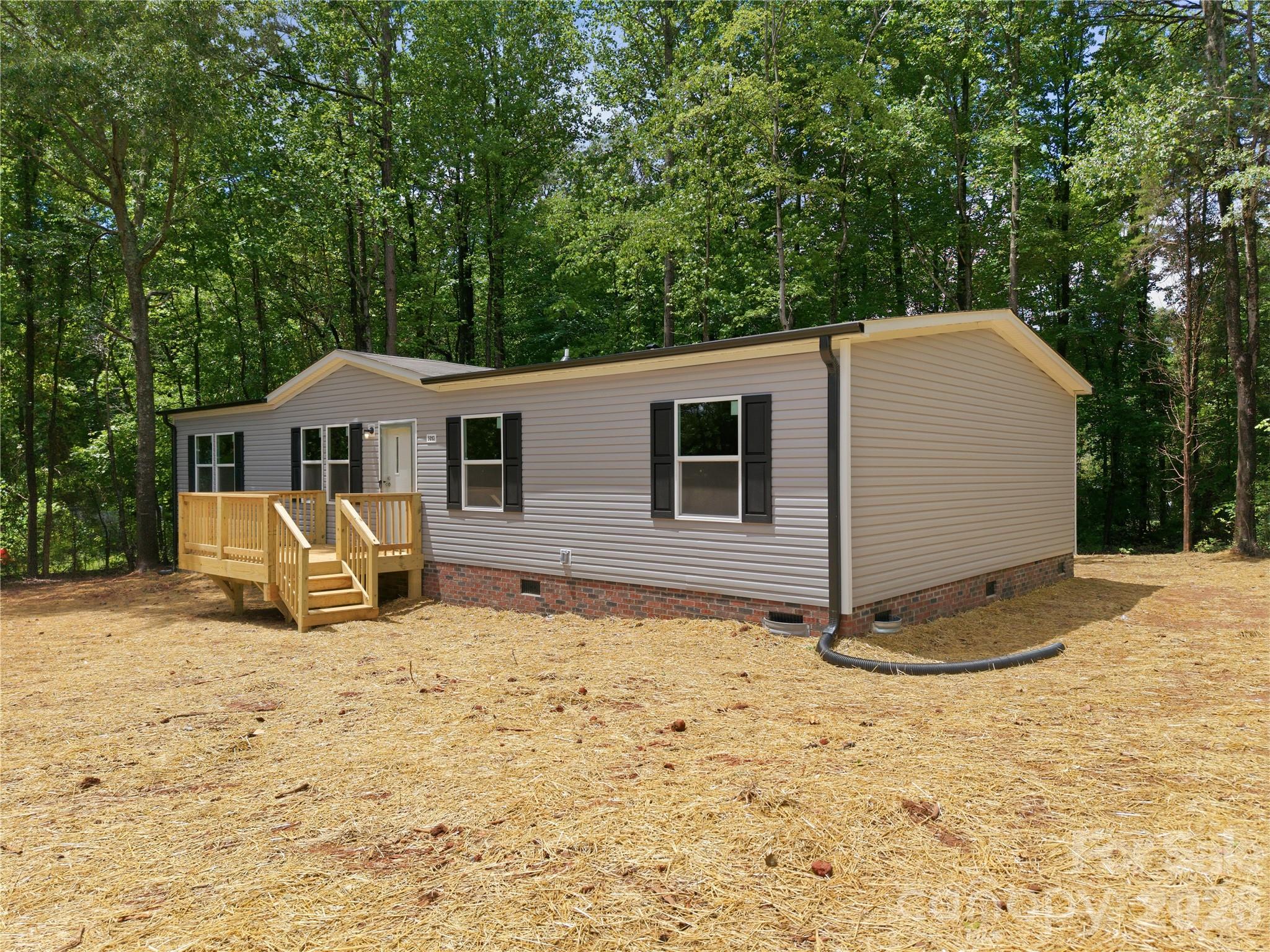5093 E Nc Highway 150 Lincolnton NC 28092