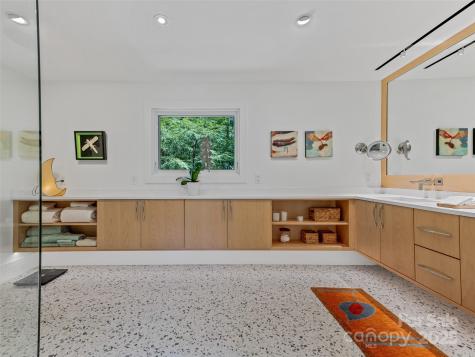 5 Brookside Road Asheville NC 28803