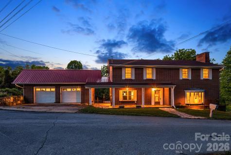 284 Chestnut Street Mars Hill NC 28754