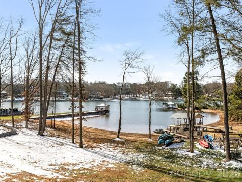 354 Catalina Drive Mooresville NC 28117