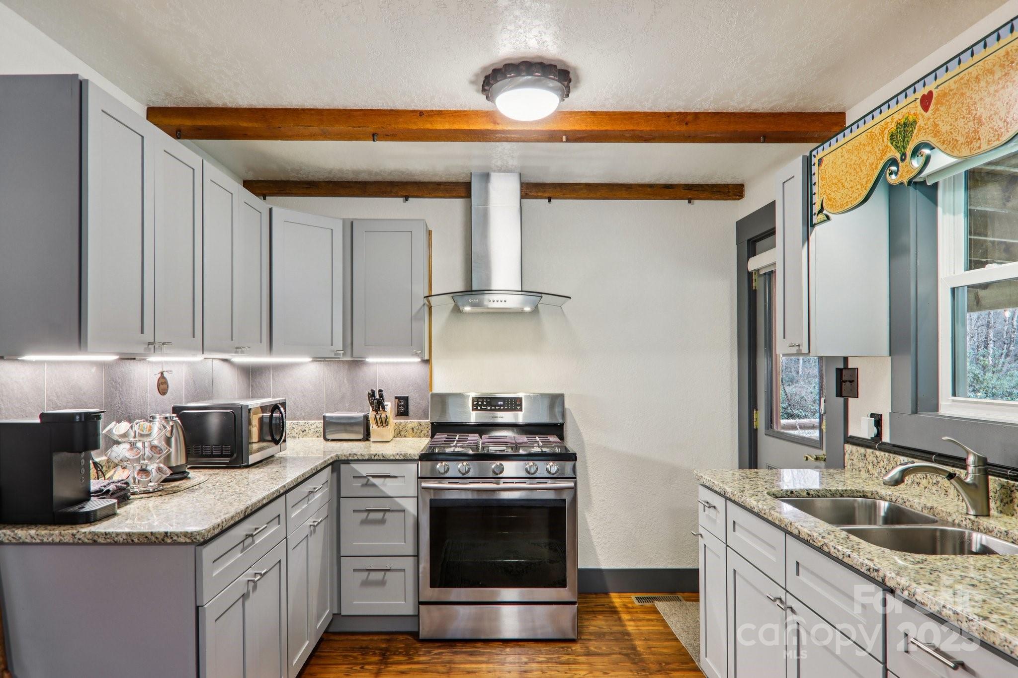 408 & 586 Little Elbow Mountain Road Lake Toxaway NC 28747