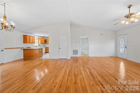 335 Hemlock Spring Trail Weaverville NC 28787