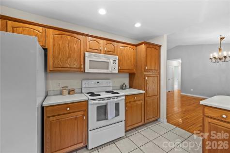 335 Hemlock Spring Trail Weaverville NC 28787
