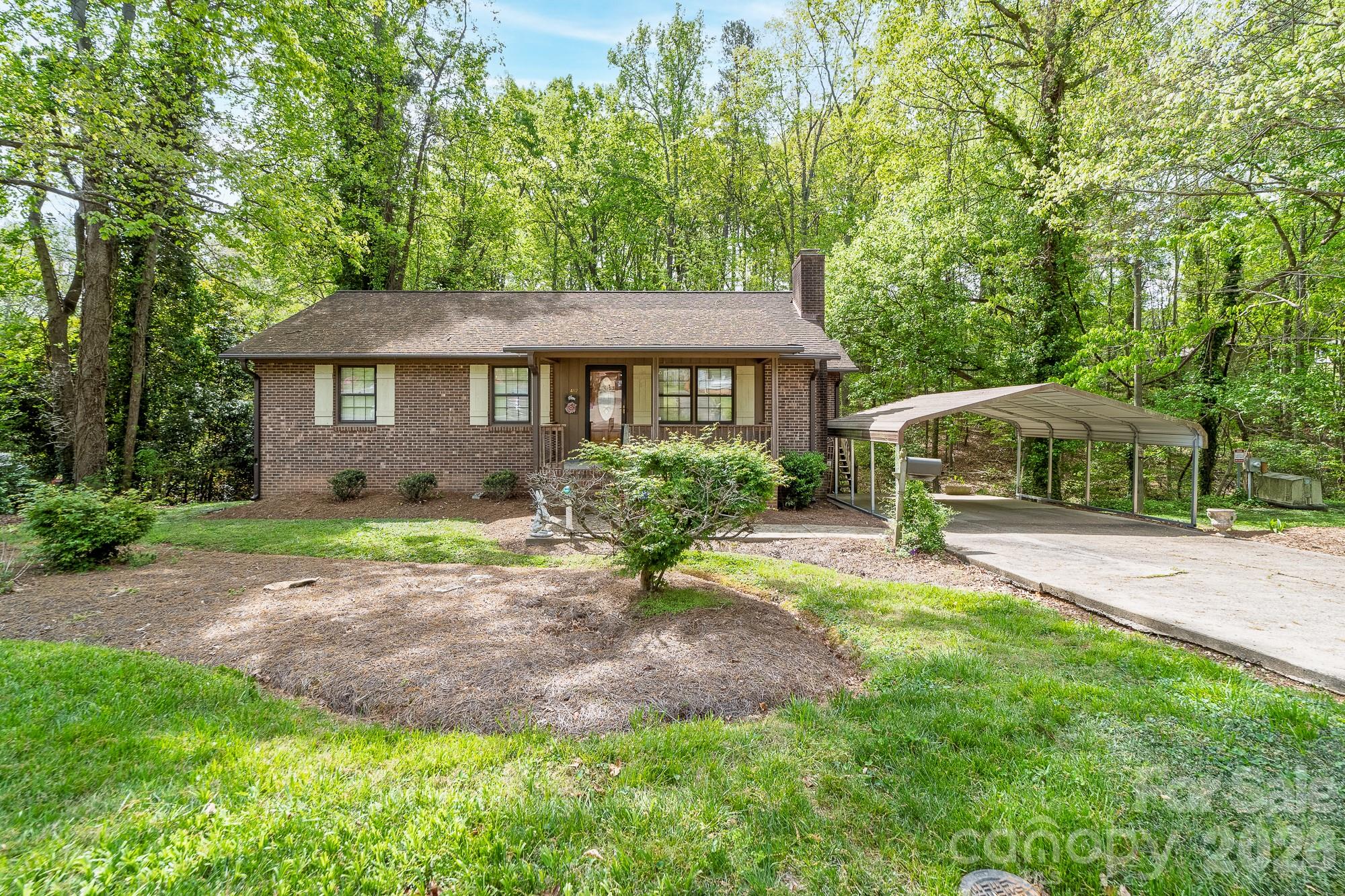 412 E Poplar Street Stanley NC 28164