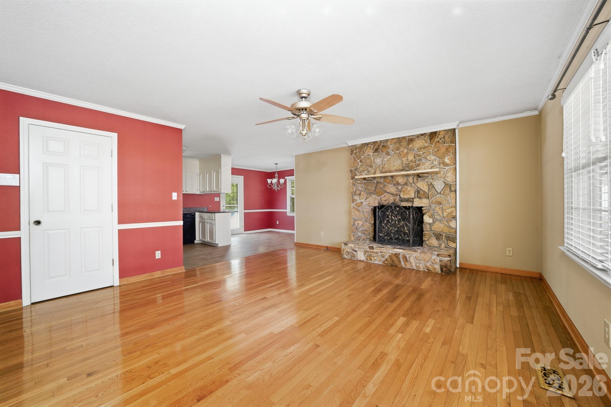 412 E Poplar Street Stanley NC 28164