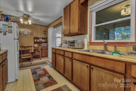 59 Skyview Terrace Asheville NC 28806
