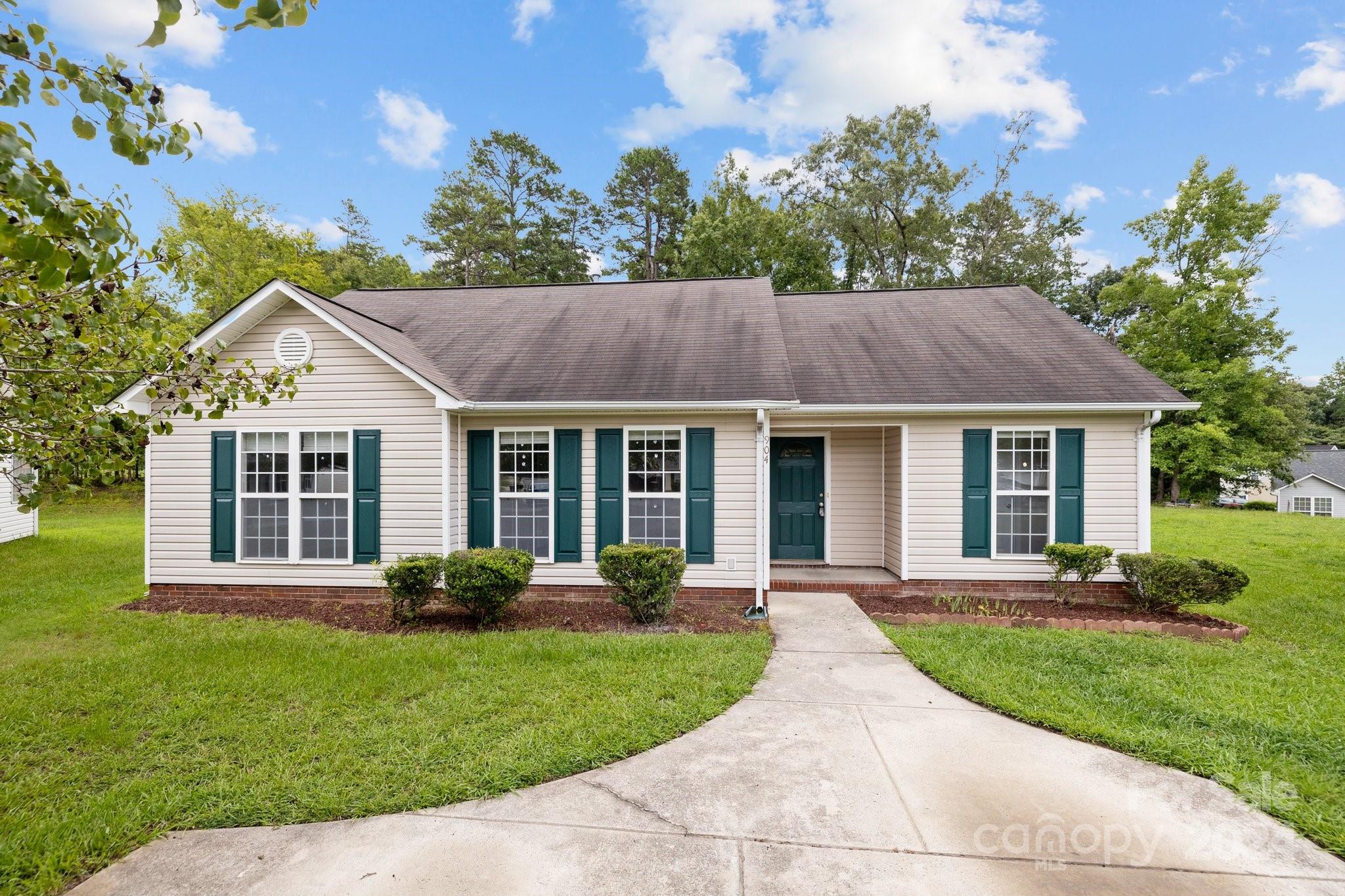 904 Rucker Cliff Drive Charlotte NC 28214