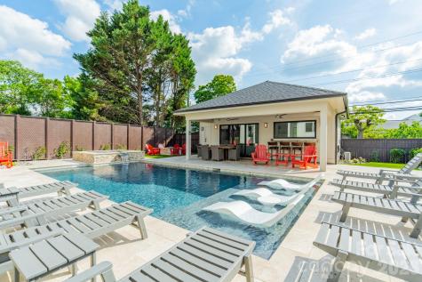 344 Melbourne Court Charlotte NC 28209