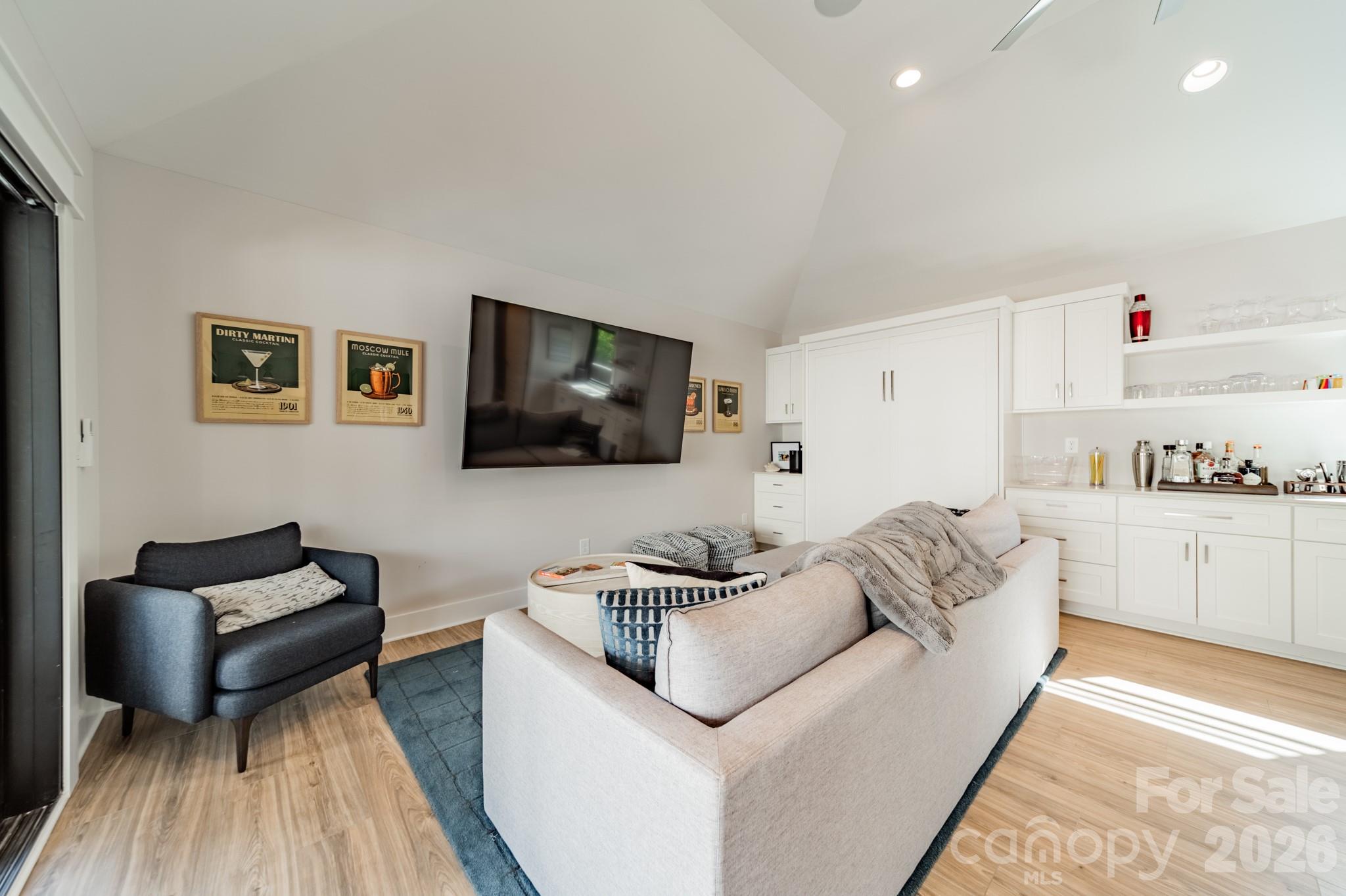 344 Melbourne Court Charlotte NC 28209