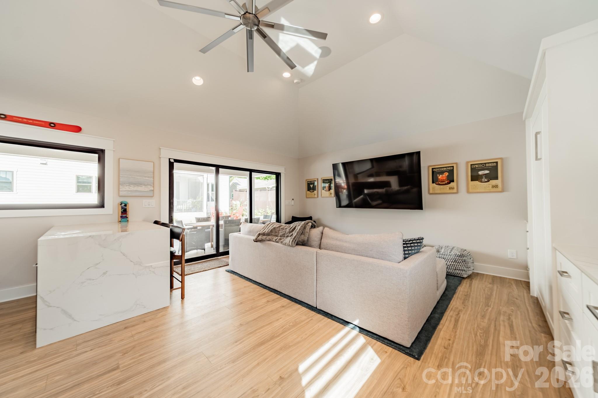 344 Melbourne Court Charlotte NC 28209
