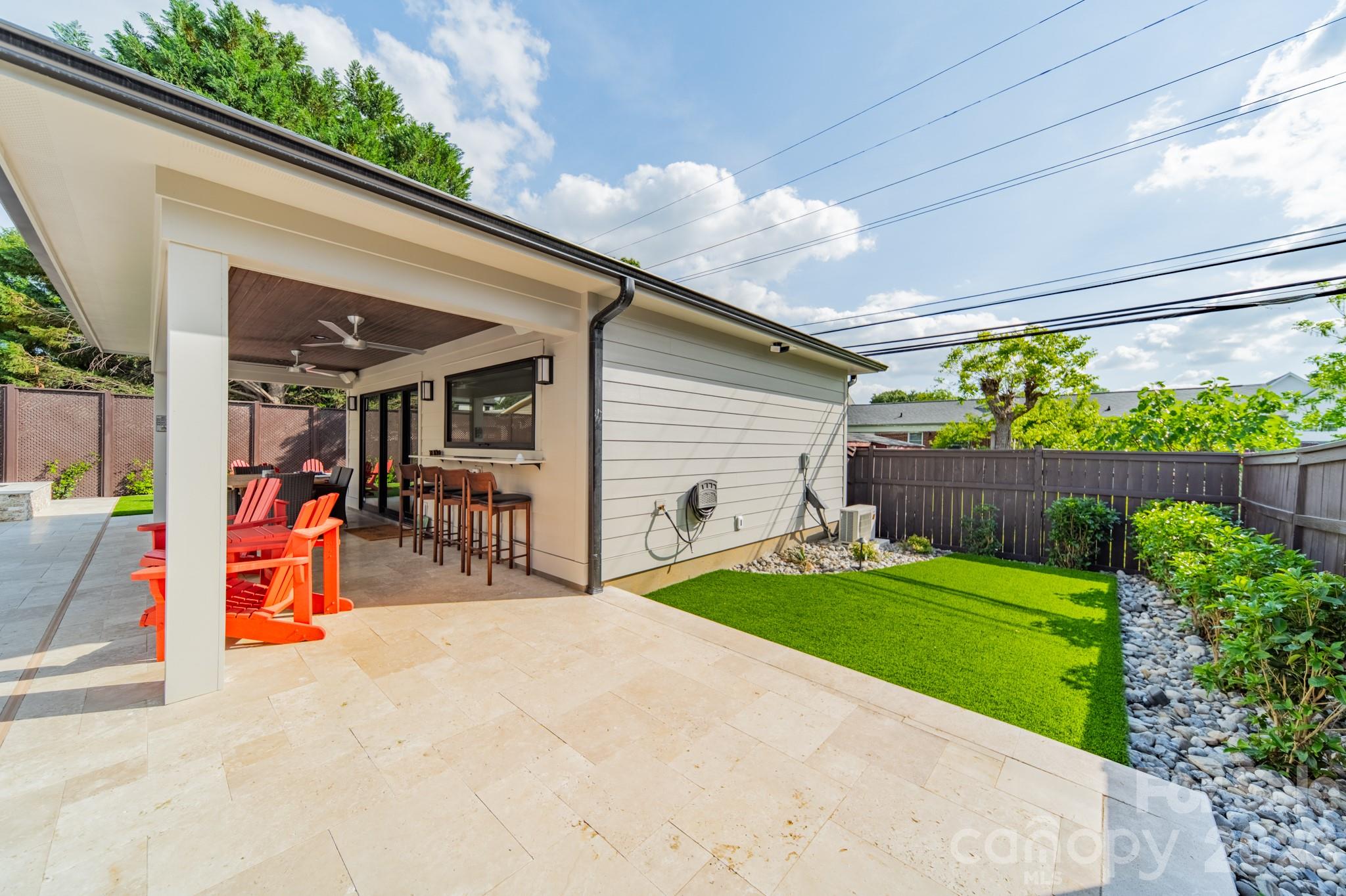 344 Melbourne Court Charlotte NC 28209
