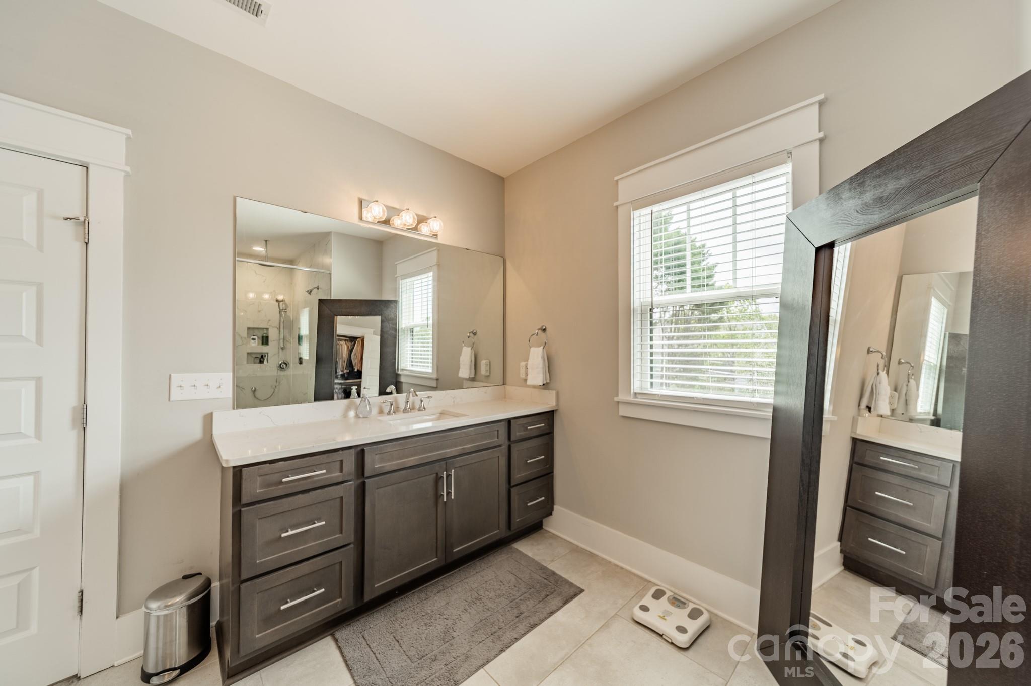 344 Melbourne Court Charlotte NC 28209