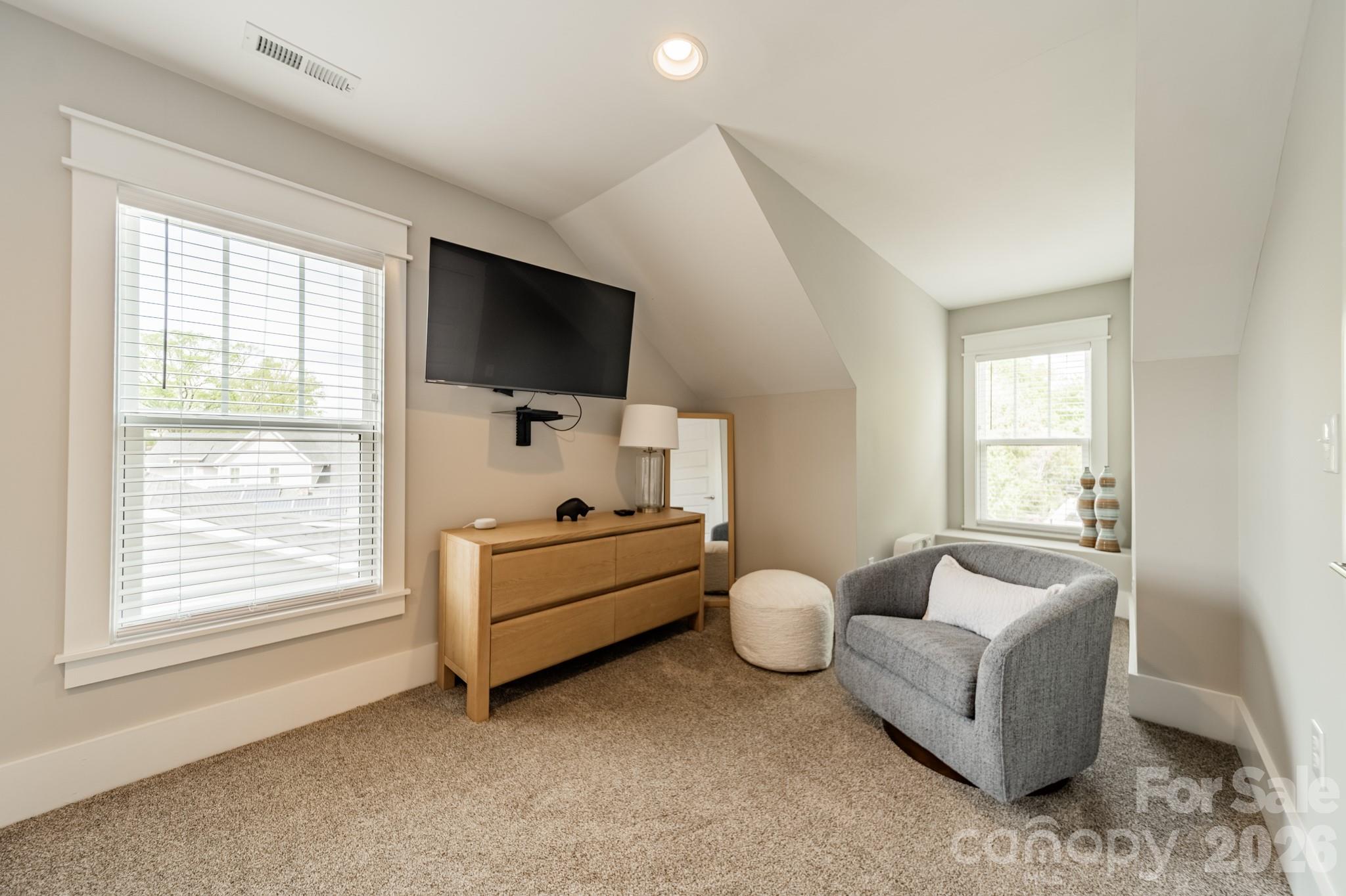 344 Melbourne Court Charlotte NC 28209