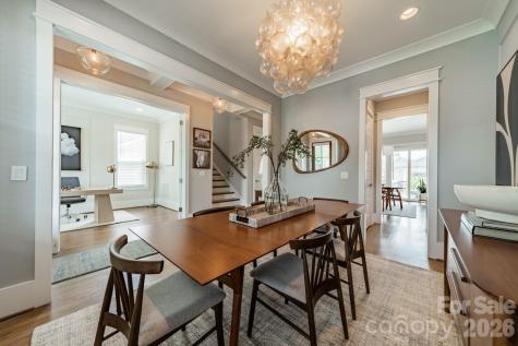 344 Melbourne Court Charlotte NC 28209