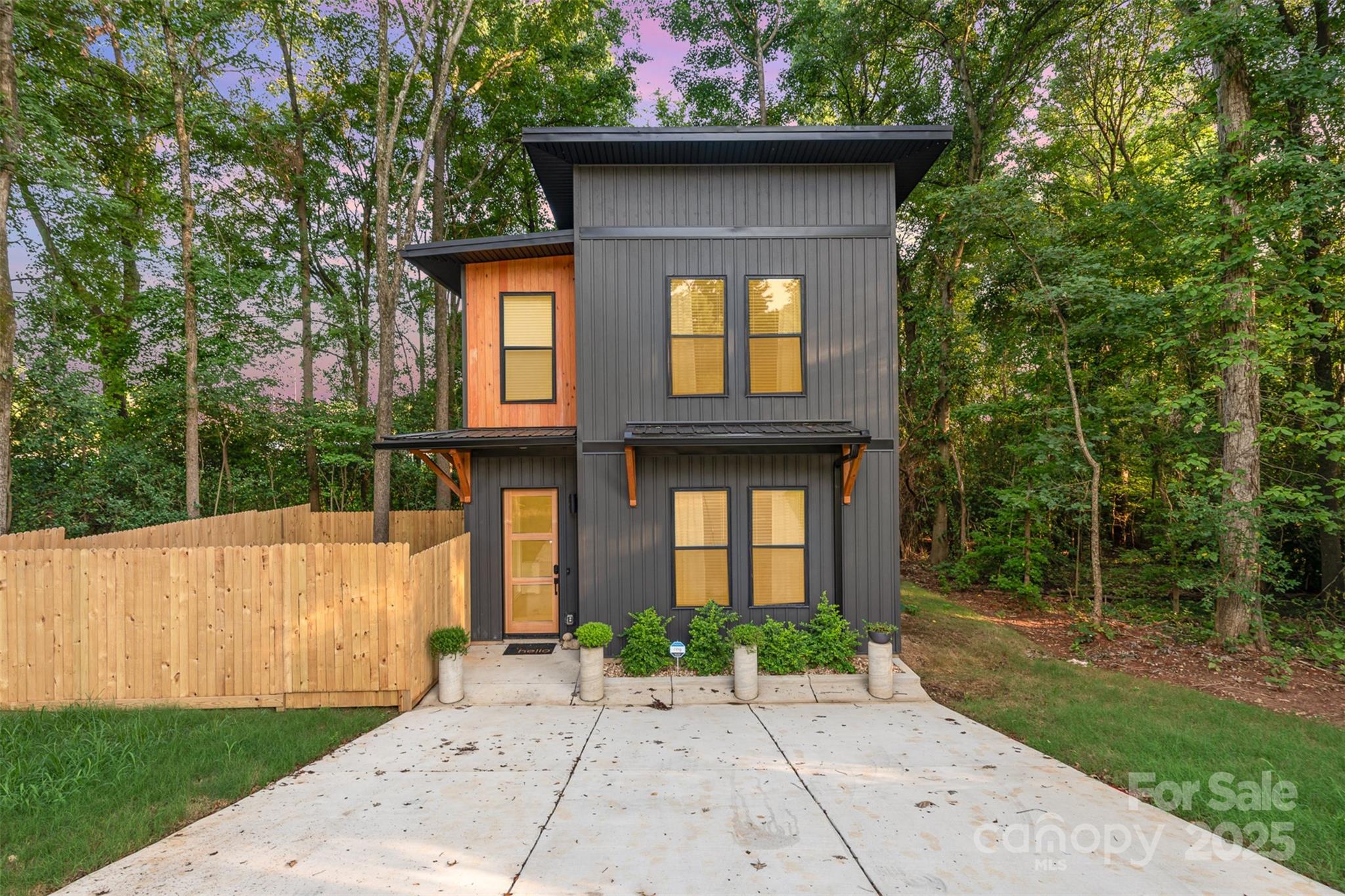 411 Granby Circle Charlotte NC 28217