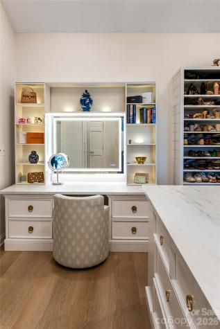 6 Oxford Court Asheville NC 28804