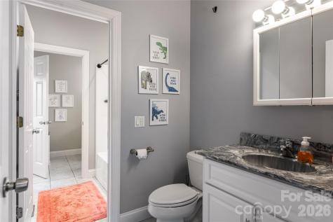 6 Oxford Court Asheville NC 28804