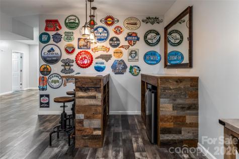 6 Oxford Court Asheville NC 28804