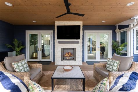 6 Oxford Court Asheville NC 28804