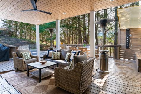 6 Oxford Court Asheville NC 28804