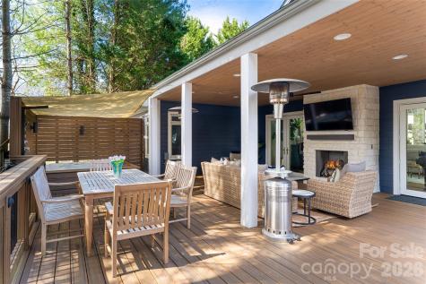 6 Oxford Court Asheville NC 28804